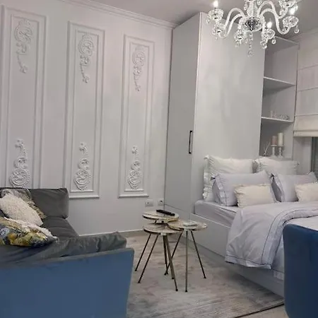 The Artist's Loft Near Center Appartement Tirana